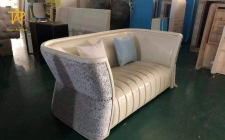 Kinh nghiệm chọn chất liệu bọc da sofa cho hợp phòng khách